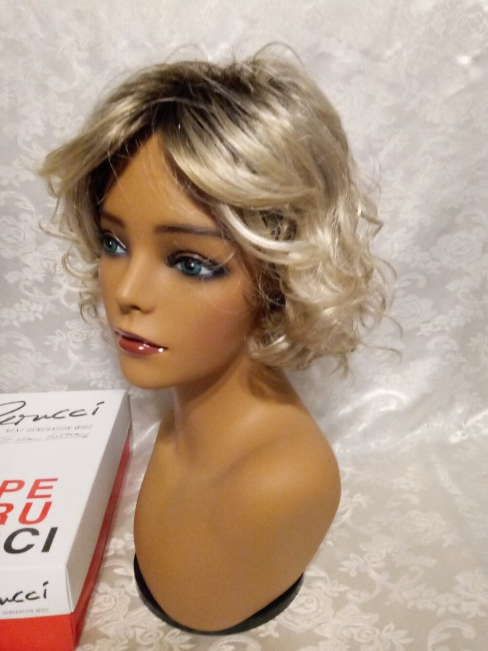 Ellen Wille - Movie Star - Extended Lace Front & Mono Crown - Not heat friendly